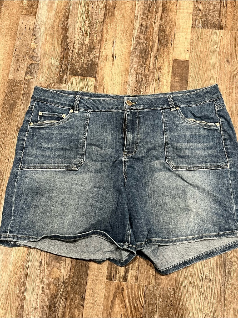 Denim Blue Women's Jean Shorts by Lane Bryant Size 24 24W